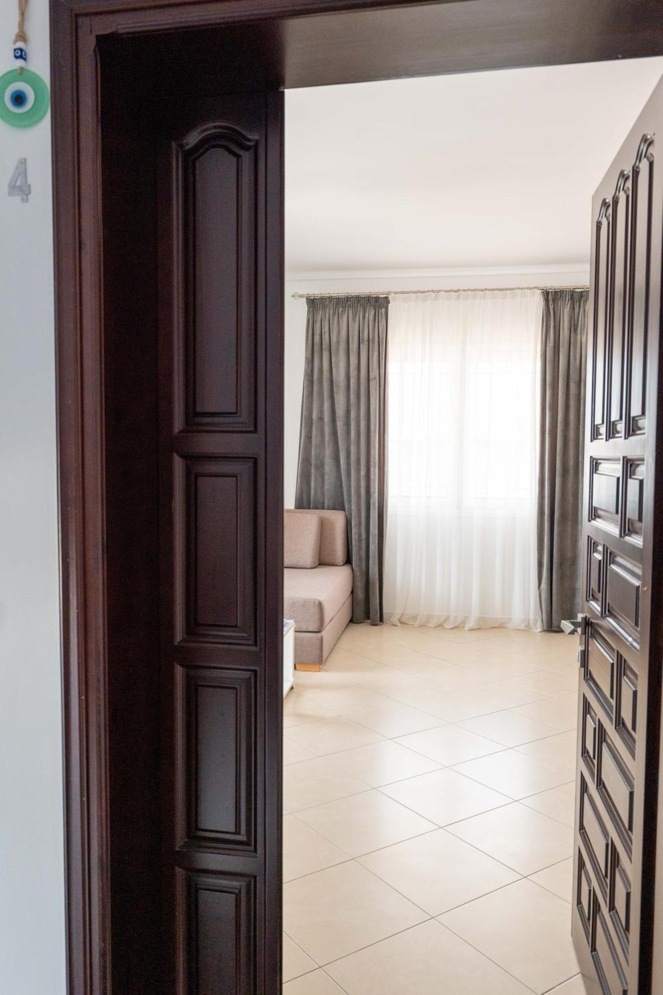 Philoxenia Apartments Saranda Rum bild
